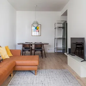 https://classy-2bdr-apartment-in-downtown-by-lovelystay.hotels-lisbon-portugal.com